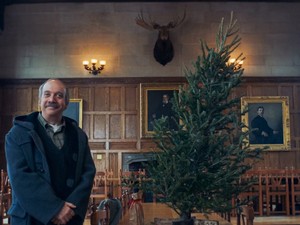 Élet a szokásos karácsonyi filmeken túl: Ezeket a filmeket és sorozatokat kár lenne kihagyni az ünnepek alatt