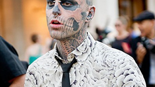 Bevállalós fiúk tabudöntögető szettekben