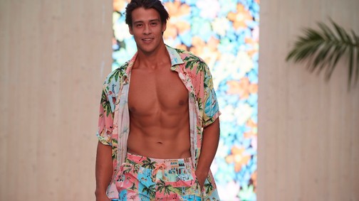 Nyárzáró fürdőruha-kavalkád Miami Beachen