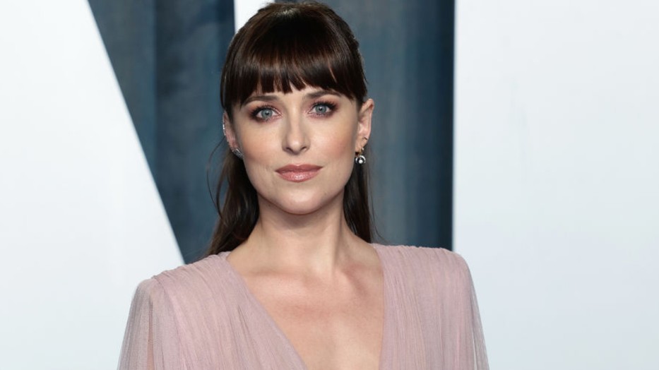 Dakota Johnson rajong a meztelenruhákért