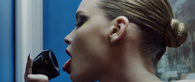 Sokkolóan őszinte videó született a nőkkel szembeni elvárásokról