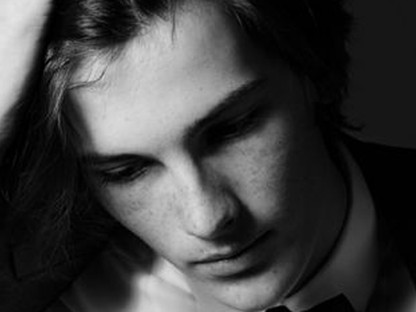 Gondoltad volna? Pierce Brosnan fia átkozottul helyes srác!