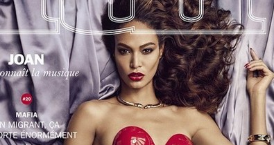 18+ Meztelenre vetkőzött a férfiak álma