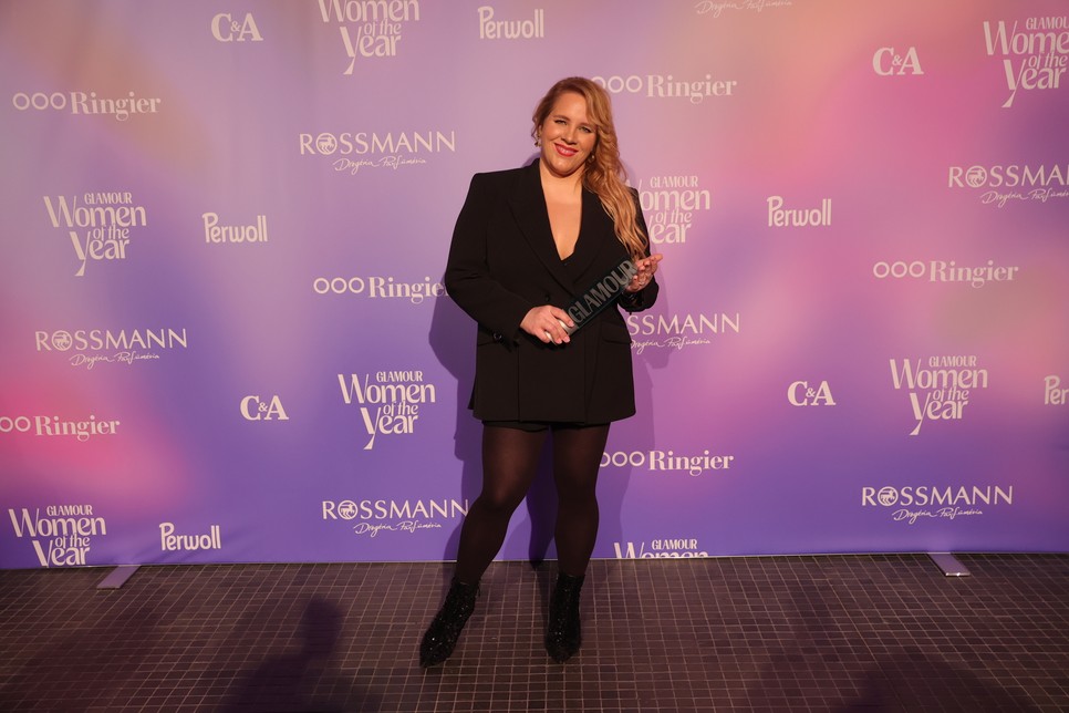Tóth Vera Kata Szegedi zakóban tarolt a GLAMOUR Women of the Year gálán