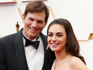 Eldobod az agyadat: Mila Kunis és Ashton Kutcher az Oscar-gála vörös szőnyegén!