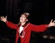 Barbra Streisand a Funny Girl című film egyik jelenetében 1968-ban. A fiatal színésznő energikus alakításával és egyedi stílusával már ekkor felhívta magára a figyelmet.