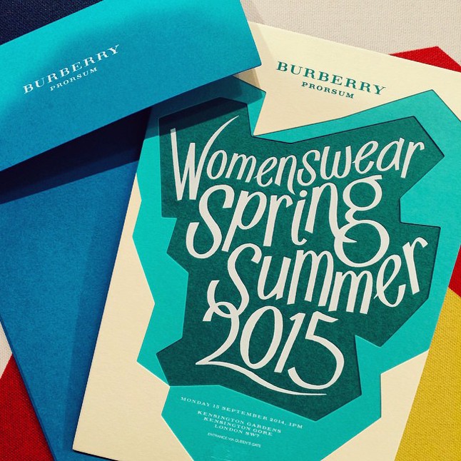 Szeretettel meghívunk a Burberry Prorsum 2015-ös tavasz-nyári kollekciójának bemutatójára.