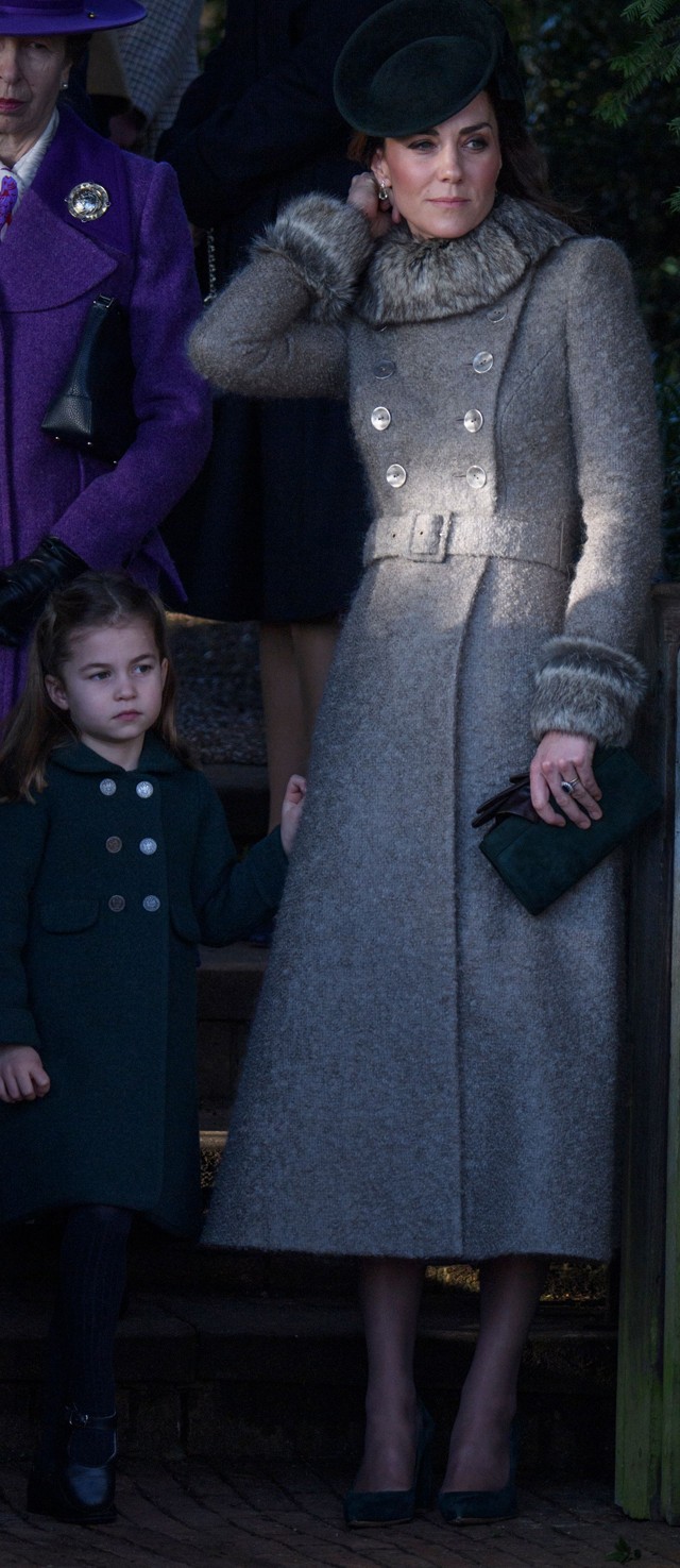 Egy pillantás és beleszeretsz Katalin hercegné tökéletes kabátjába