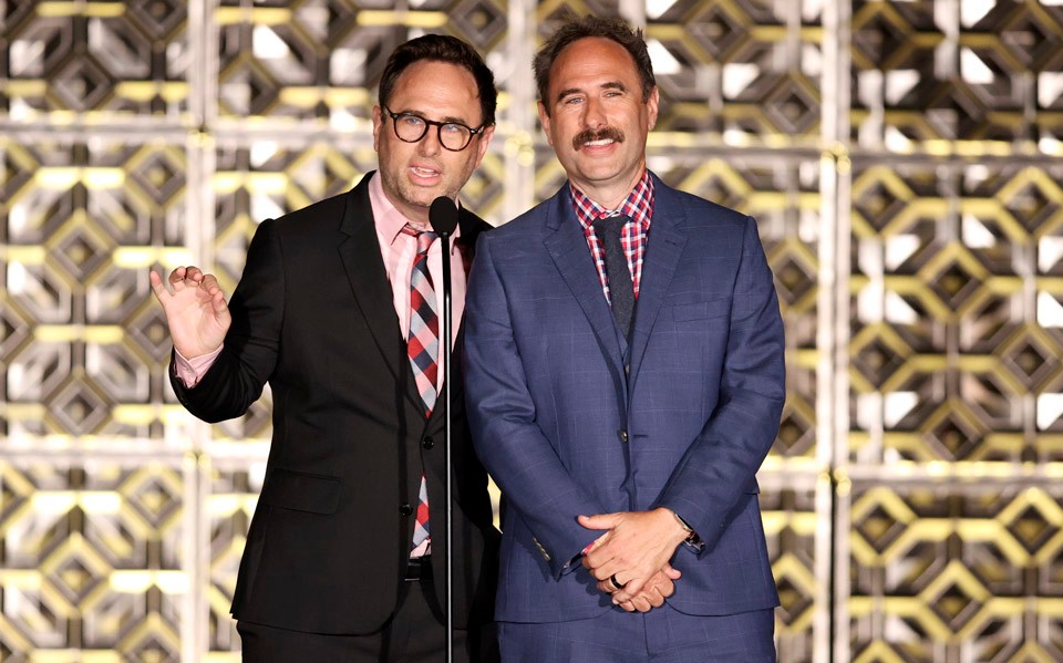 A díjátadó házigazdái a Sklar Brothers, azaz Randy és Jason Sklar humoristák voltak