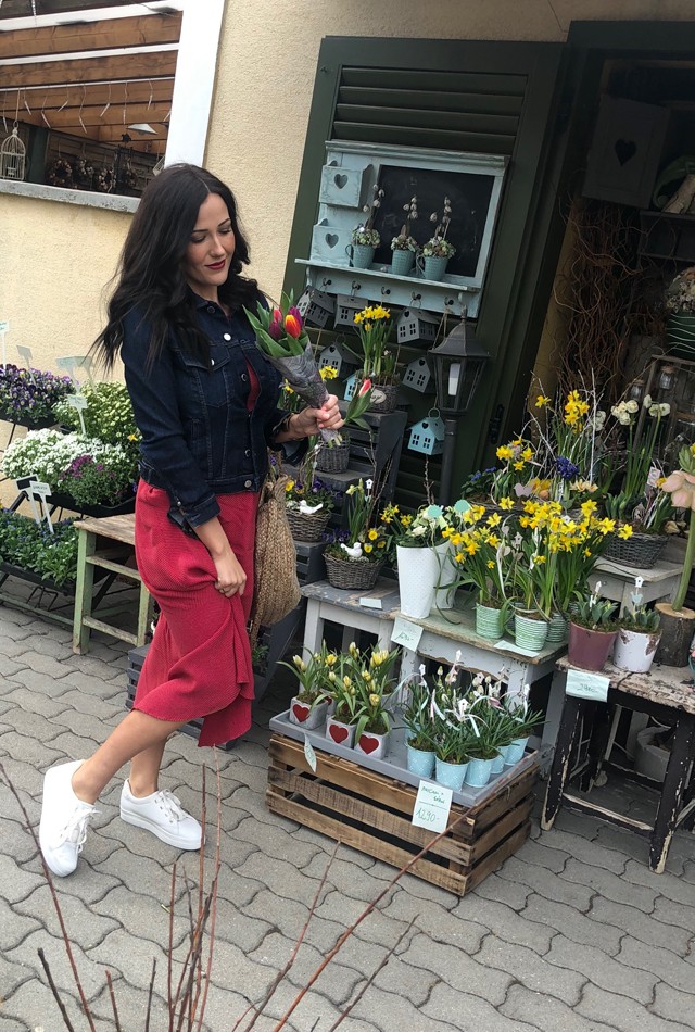 Janicsák Veca tökéletes tavaszi programmal kezdi a hetet