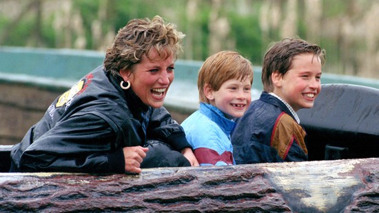 13 csodás fotó Diana hercegnéről, ami azt bizonyítja, milyen fantasztikus édesanya volt