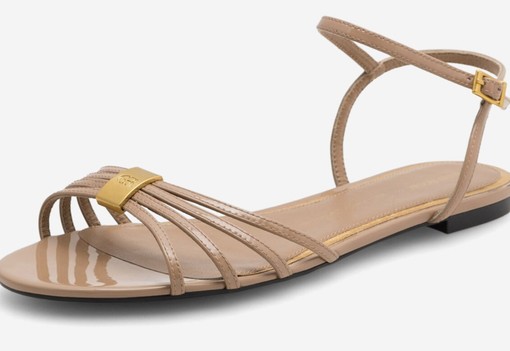 10 nyári papucs és szandál, ami egyszerűen minden stílushoz passzol