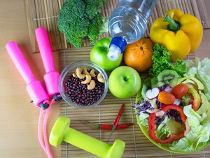 De mi az a keto diéta, amiért mindenki odavan?