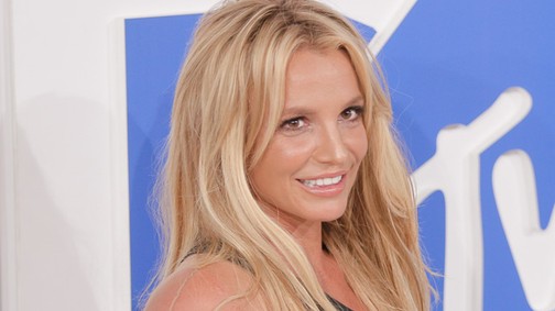 Britney Spears annyira dögös volt az MTV VMA vörös szőnyegén!