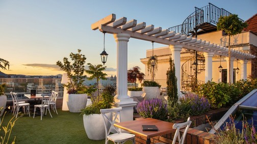 Magyar tervezők bemutatója a naplementében - Programajánló