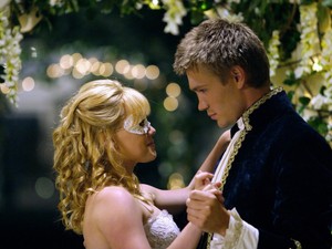 Valami elképesztő, mennyit változtak! Így néznek ki ma a Los Angeles-i tündérmese sztárjai