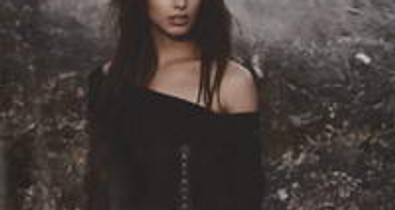 Menyasszonyból kampánylány!