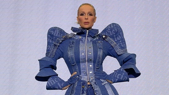 Köllő Babett páncélban jelent meg a Sztárban sztár leszek! adásában