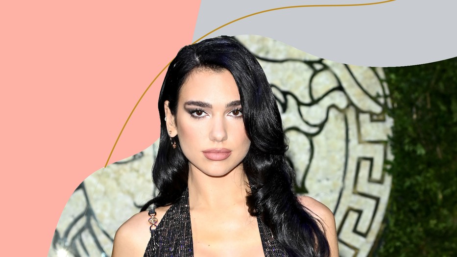 Dua Lipa pillangós szettje egy az egyben Britney-re emlékeztet minket
