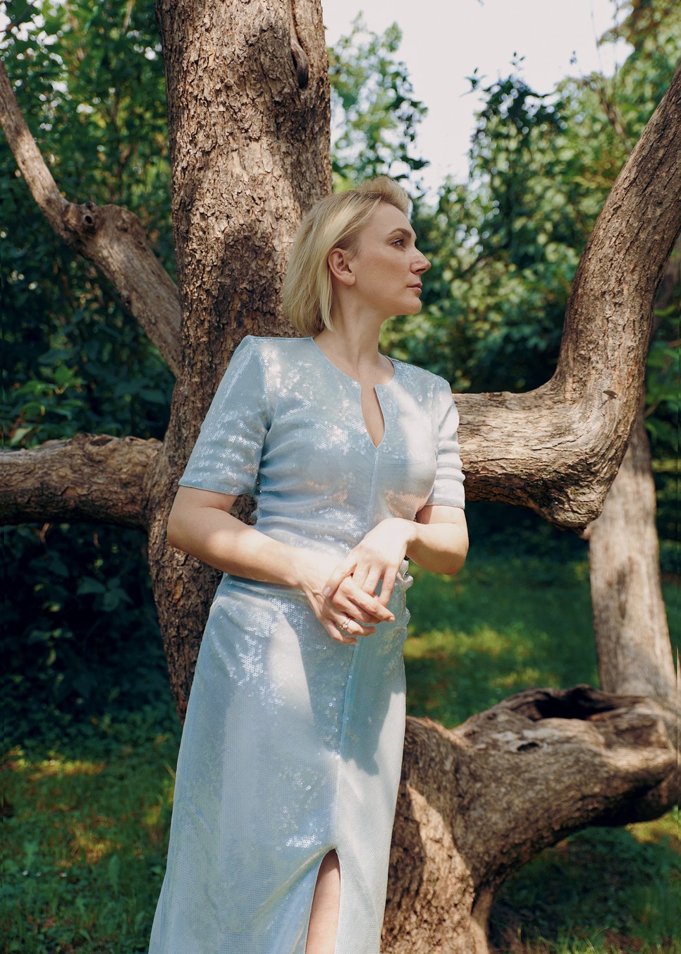 Borbély Alexandra hitvallása, hogy szerint nem szennyezhetjük magunkat folyamatosan a külvilágból érkező impulzusokkal, mert azzal megtörjük a jelen valódi megélését