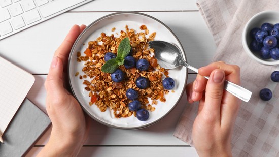 Az egészségesnek hitt reggeli, amiből sosem enne a dietetikus: brutálisan hizlal