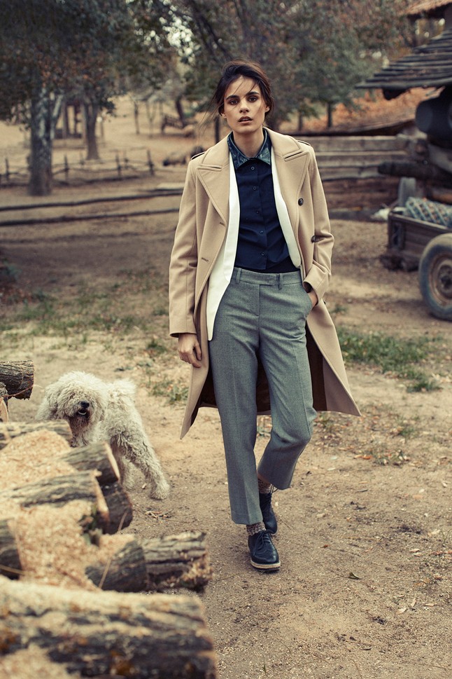 Részlet Éder Krisztián fotósorozatából, modell: Elekes Iselina