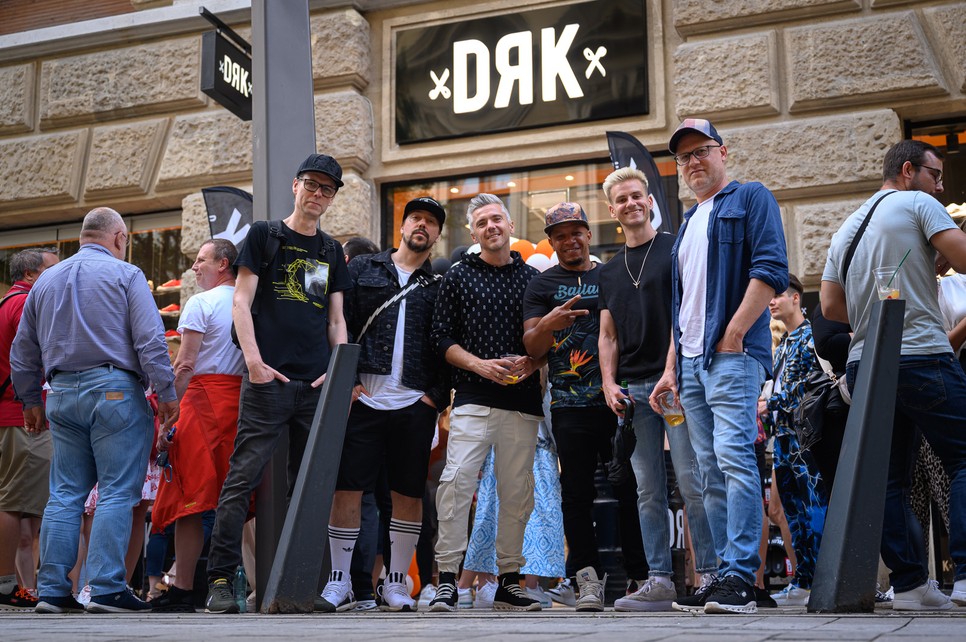 A BRAINS zenekar is együtt ünnepelt a sikeres magyar márkával