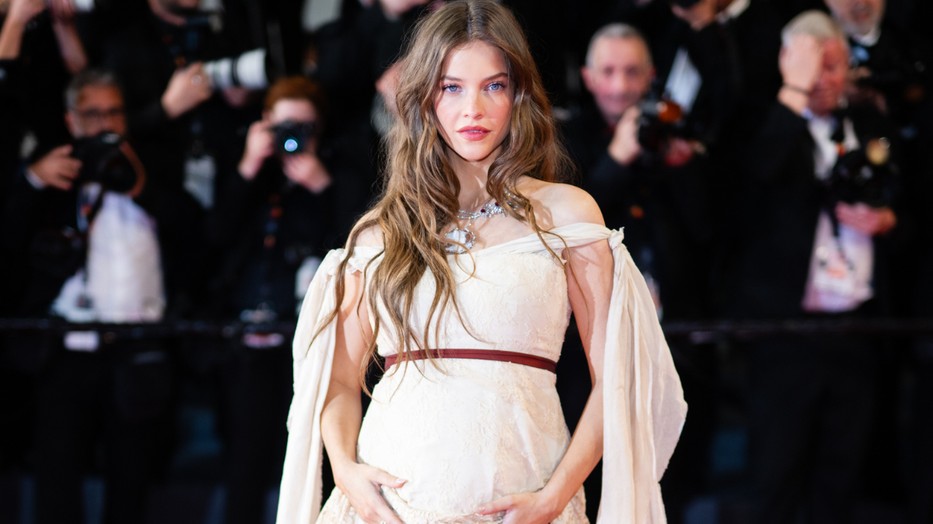 Amikor kialszanak a reflektorfények, a várandós Palvin Barbara épp olyan, mint bármely más kismama