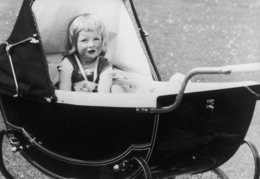 10 ritkán látott gyerekkori fotó a gyönyörű Diana hercegnéről