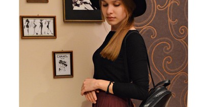 Képzőművész lesz a modellből!