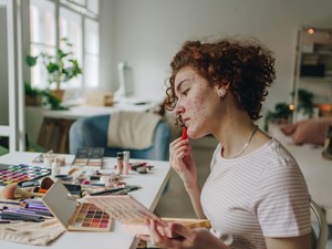Ezt jelenti, ha mindig ugyanott jelennek meg a pattanásaid