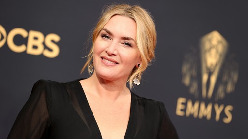 Kate Winslet Hollywood királynőjeként harcol a női test sokszínűségének elfogadásáért, a 2021-es Emmy gálán is