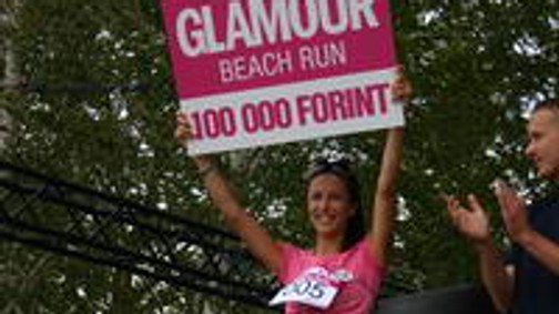 GLAMOUR Beach & Coke Club