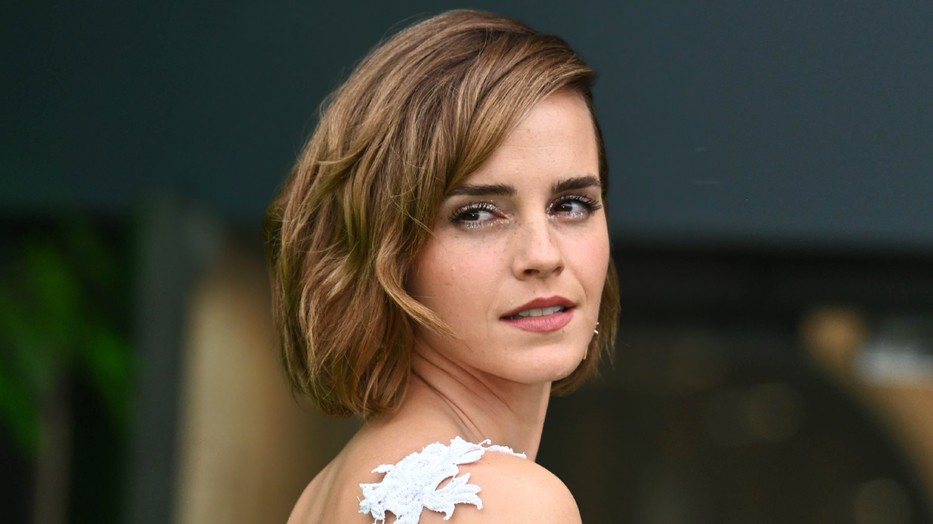 Emma Watson nem riad vissza a merész szettektől