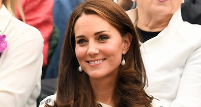 Kate Middleton ezt a gyönyörű fülbevalót Erzsébet királynőtől kapta