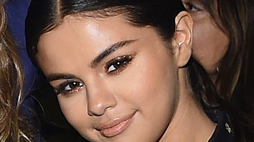 Selena Gomez új tetoválása egy nagyon fontos személyt szimbolizál