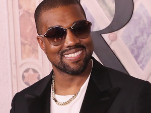 Kanye West annyi pénzt adományozott a kaliforniai tűz eloltására, hogy ki se bírod olvasni