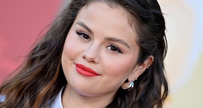 Selena Gomez a szezon legmenőbb darabját viseli a vörös szőnyegen