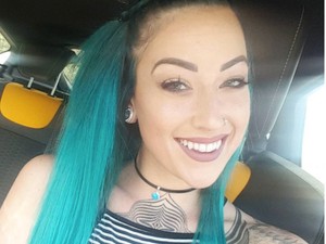 Annyira gyönyörűek ennek a lánynak a tetoválásai, hogy egyre több modellmunkát kap