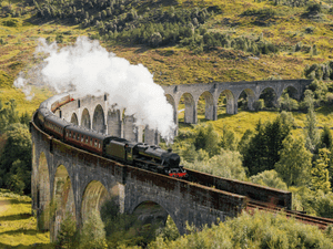 Ellátogatnál a Harry Potter legendás helyszíneire? Mutatjuk, mennyire mélyen kell a zsebedbe nyúlni