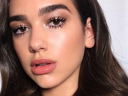 Dua Lipa apukája olyan szexi, mint George Clooney! Meghalnak érte a lányok