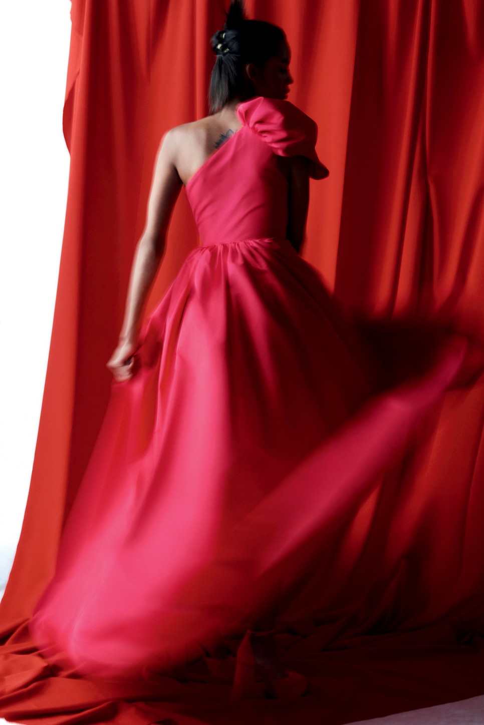 Ruha PINKO pinko.com | Szandál ZARA 15 995 Ft