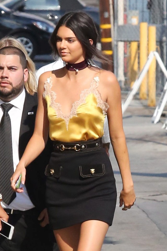 Kendall Jenner street style