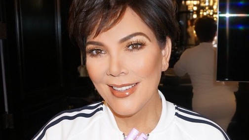 Ezzel a fotóval erősítette meg Kris Jenner Kylie és Khloé terhességét!