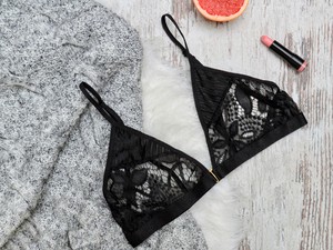 Mennyi a melltartód élettartama? Ilyen gyakran kellene selejtezned!