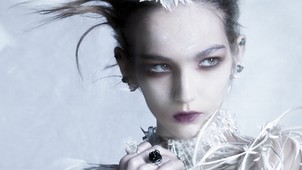 „Merj nő lenni!” – Ezt üzenik a Faludi G ékszerek: üvegbe zárt kreativitás, ami azonnal magával ragad