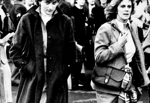 Rikán látott fiatalkori fotók a 77 éves Kamilla királynéről, szinte rá sem ismerünk a vonásaira