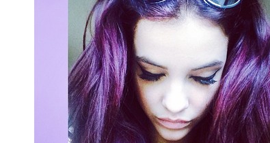 Palvin Barbi lilára váltott!