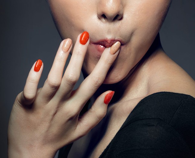 körömlakk, lakk, kfc, sült csirke, sültcsirkeízű, kampány