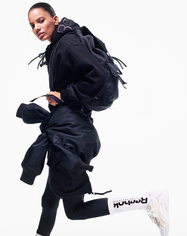 Victoria Beckham új Reebok kollekciója csak KELL darabokból áll